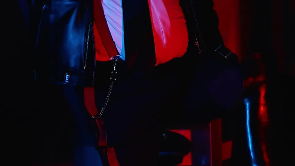 Gay BDSM Training: Teaching Obedience