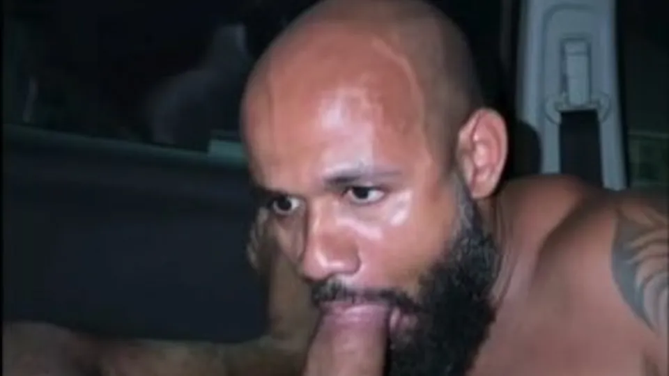 Truck Driver Gets Sloppy BJ - ThisVid.com
