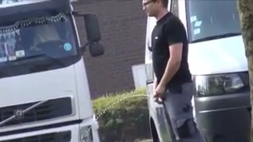 man with rope near vans