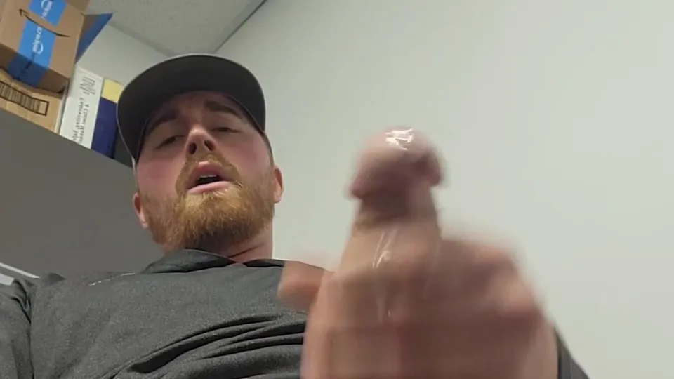 Trying to cum - ThisVid.com