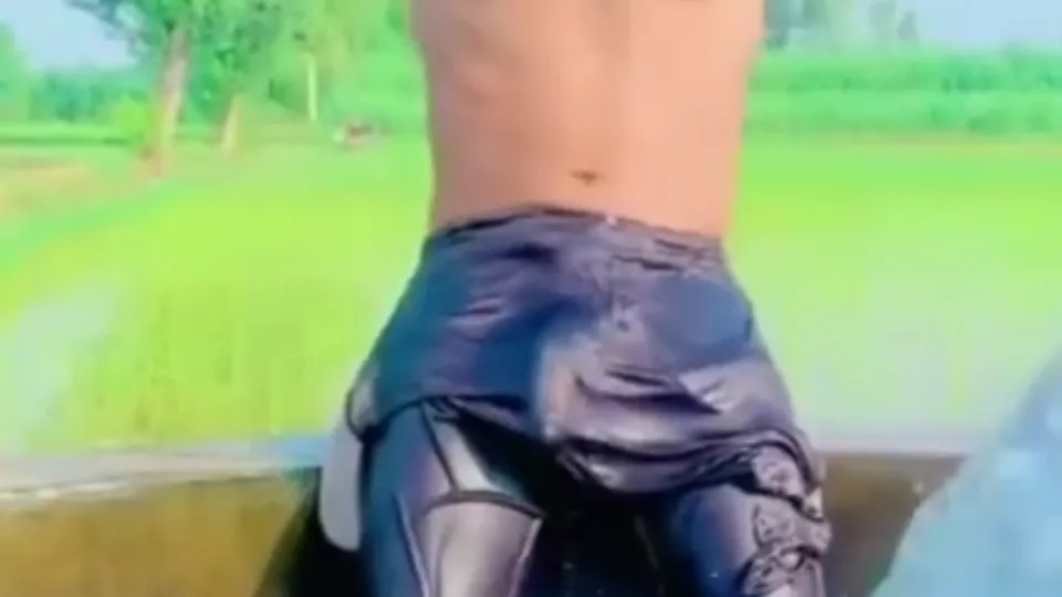 Tubewell Fun - ThisVid.com