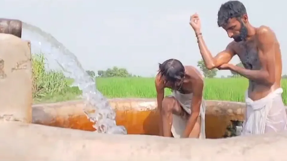 Tubewell paki guys - ThisVid.com