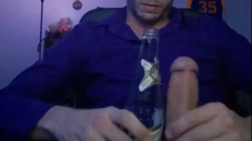 Tw1tch Streamer Pitch His Tent While Live Streaming - ThisVid.com