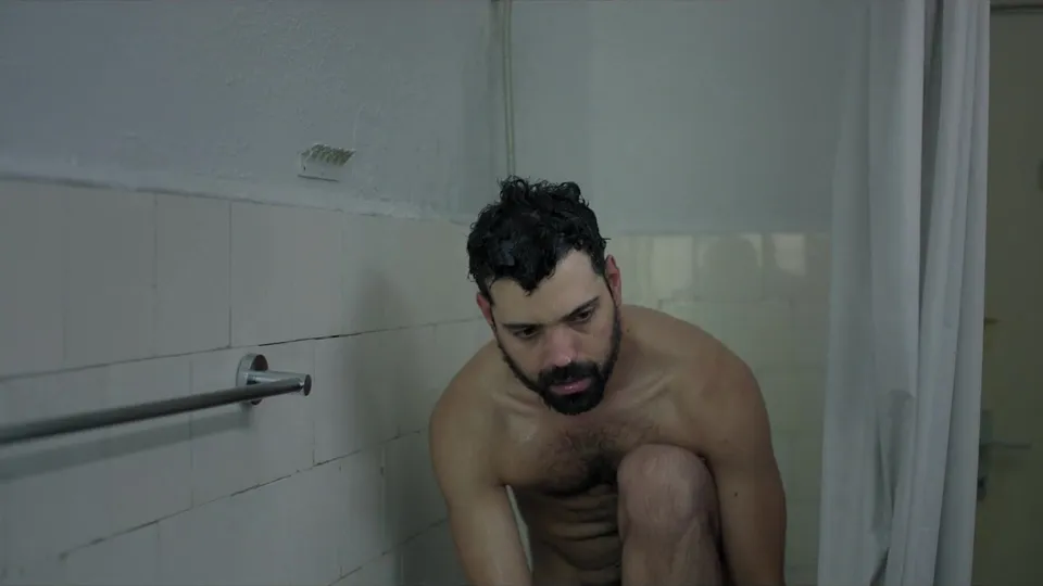 TWIN SHOWERING AFTER SEX - ThisVid.com