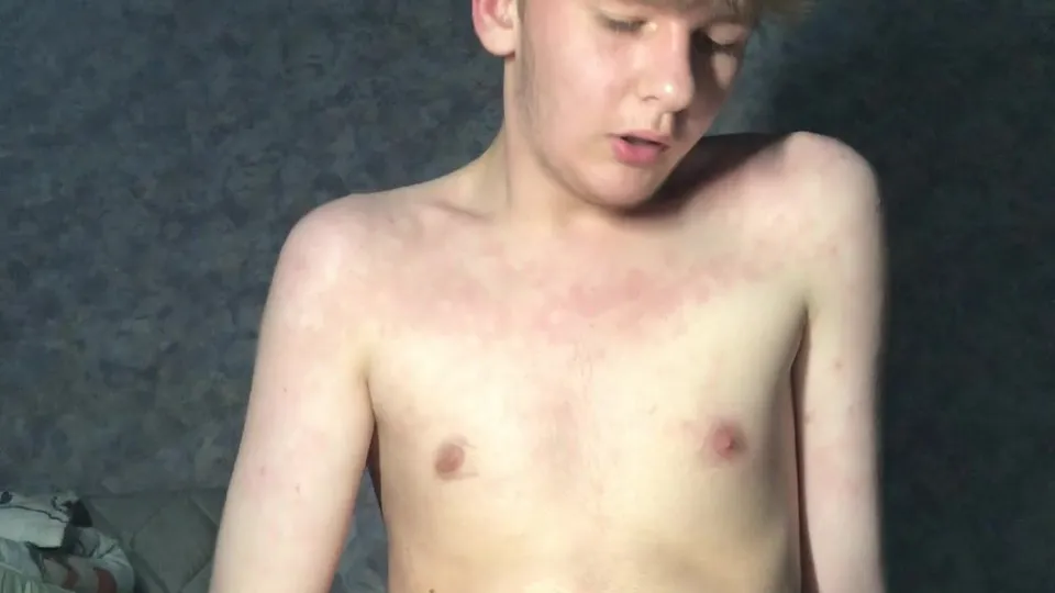 Twink Andrei 18 cums