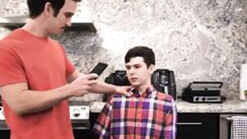 Ragazzo Scopre, Zio Guarda