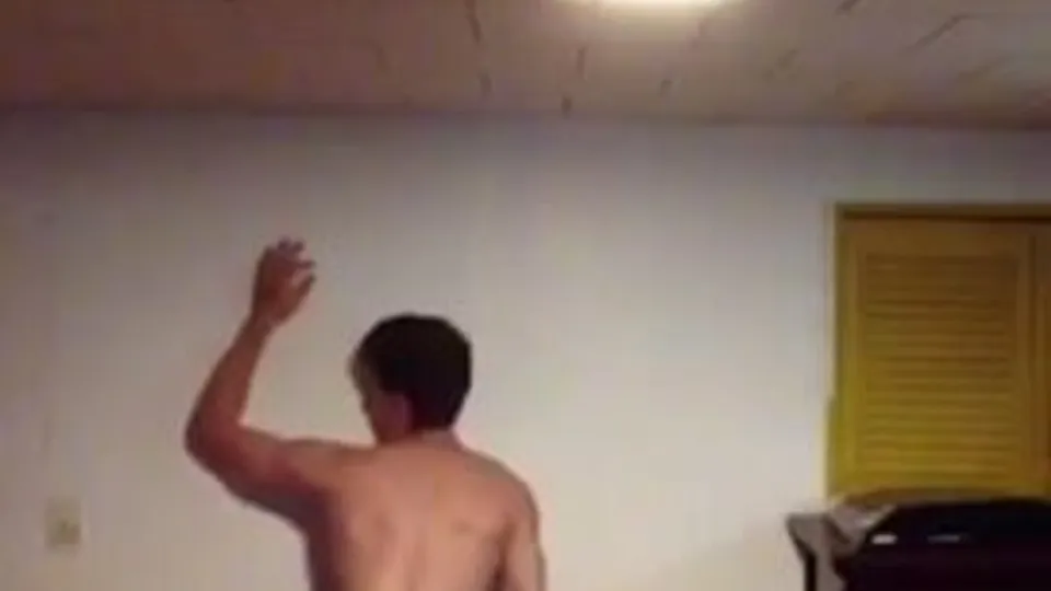 Twink faggot Kyle - ThisVid.com