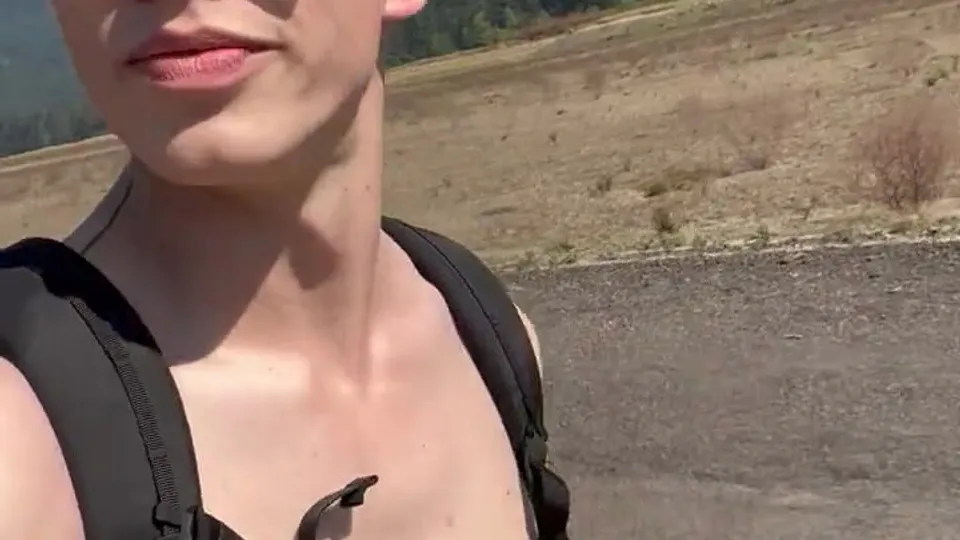 Twink gets hard when hiking - ThisVid.com