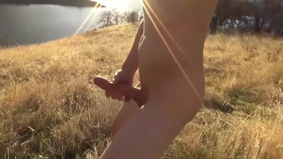 Twink jerking off outdoor