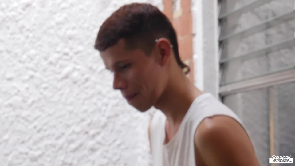 Twink Foosball Challenge: Andy Reyes Fucks Oliver Diamond