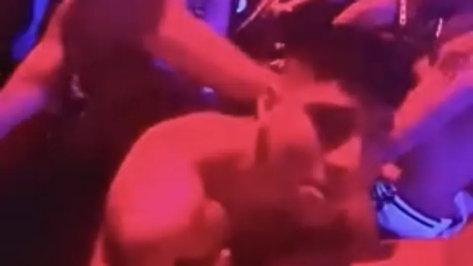 Twink spit roasted at circuit party - ThisVid.com