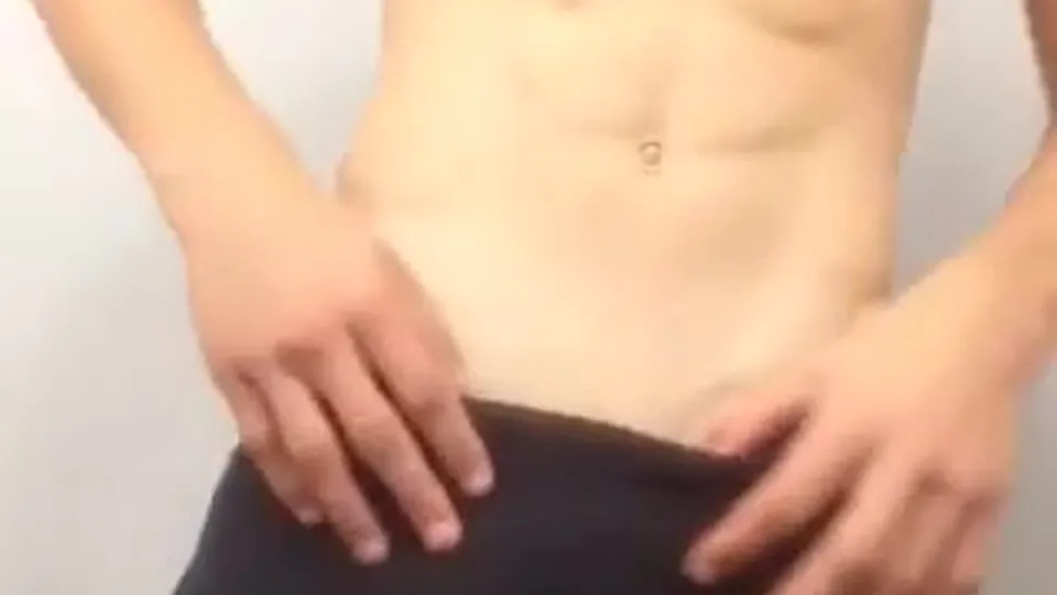 Twink strips - ThisVid.com