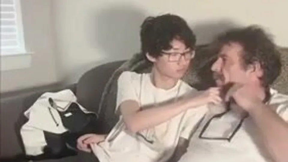 Twink vs daddy - ThisVid.com