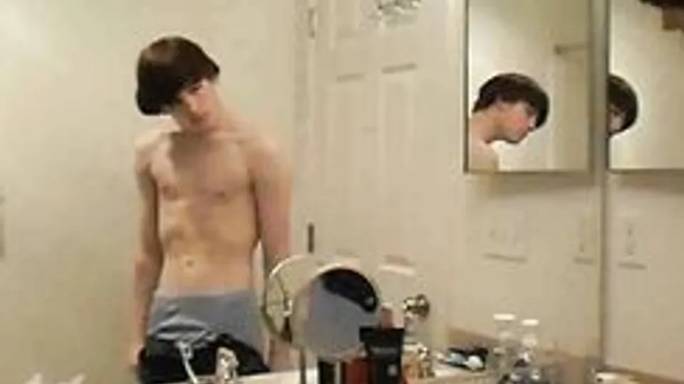 Twink wanks in shower boys porn