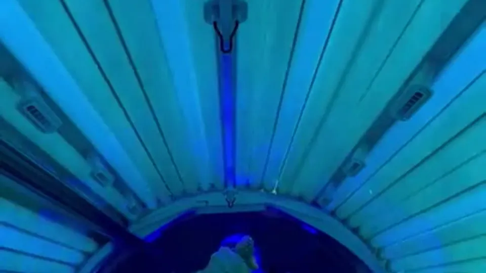 twinkboy82 - Great day in the solarium.mp4