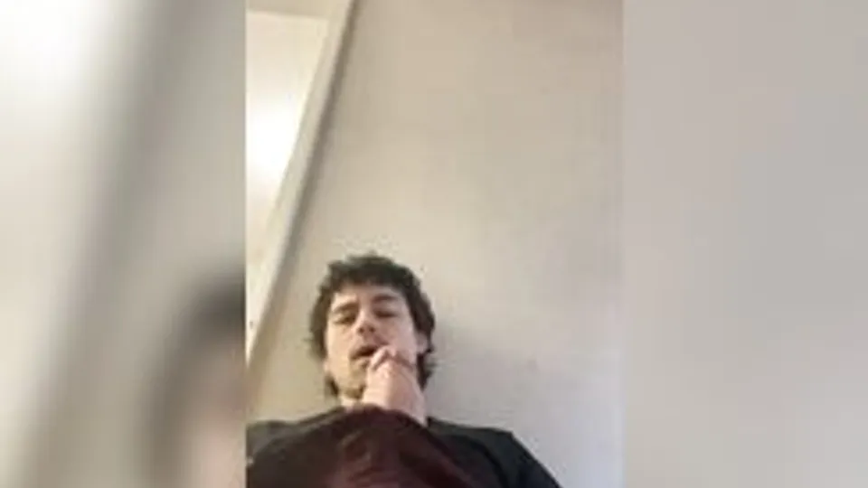 Twink Masturbates to Cumshot