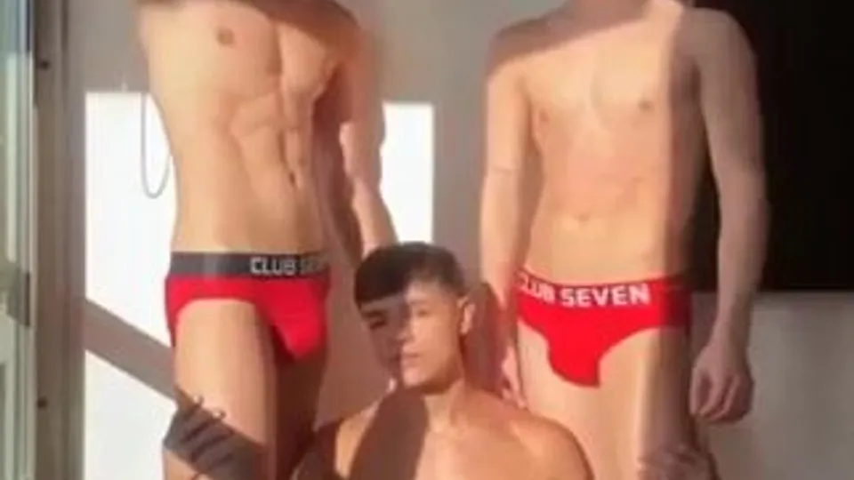 Twinks in red
