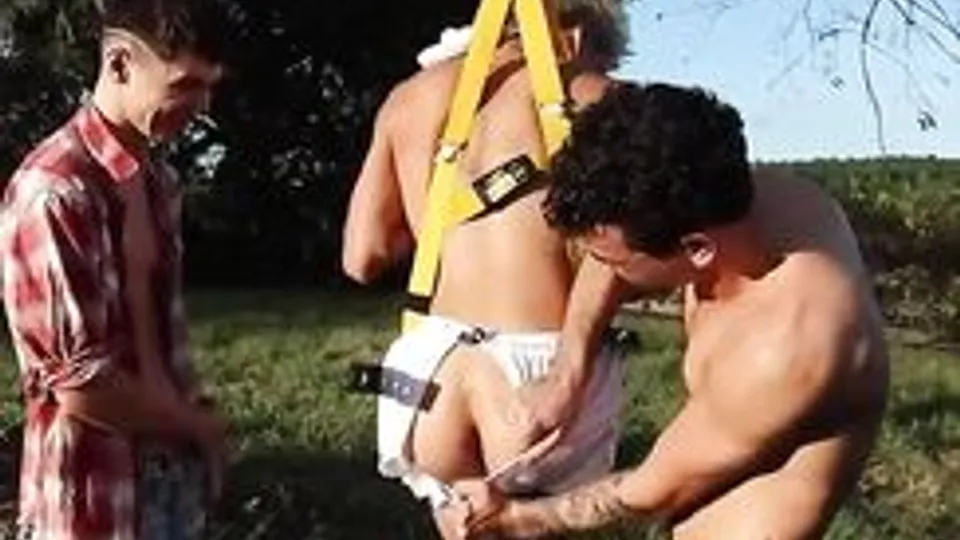 Twinks Outdoor Bare After Work Boys Porn