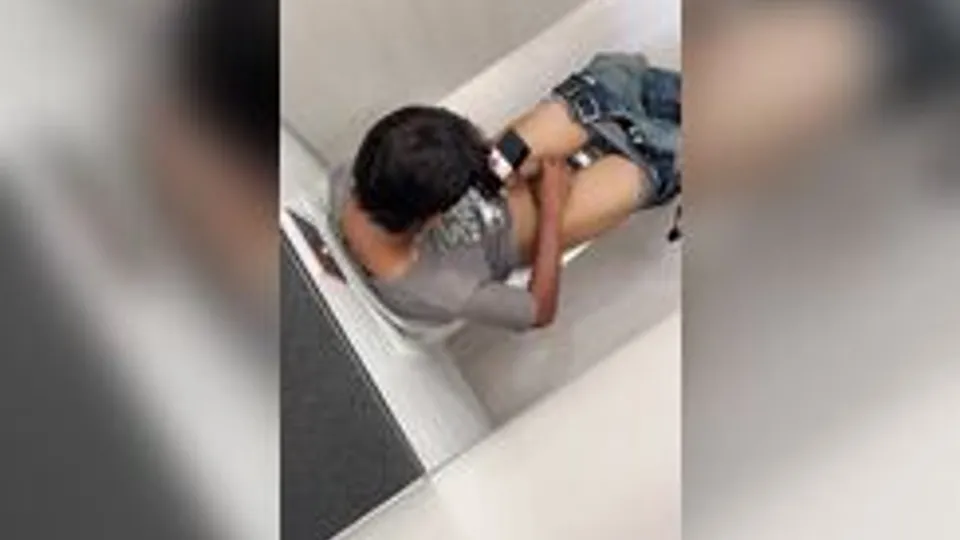 [Twit] [266] Spy - Just a typical horny day for a bator