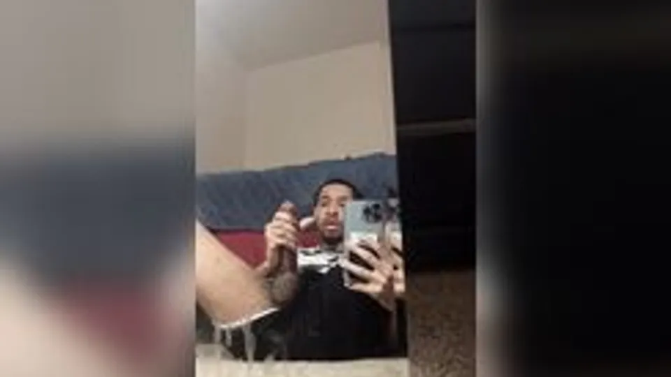 [Twit] [455] Slow motion nut with dried cum already on the mirror