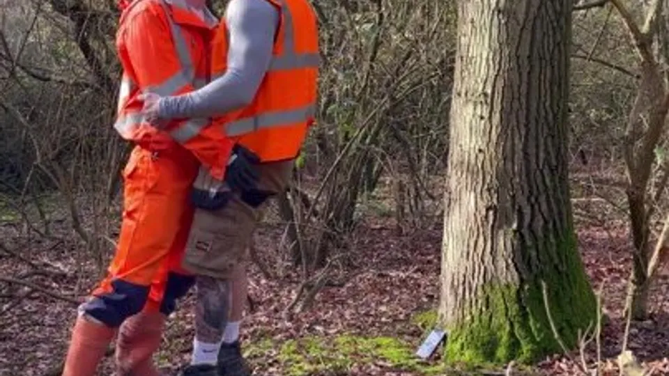 Two construction workers fuck in woods - ThisVid.com