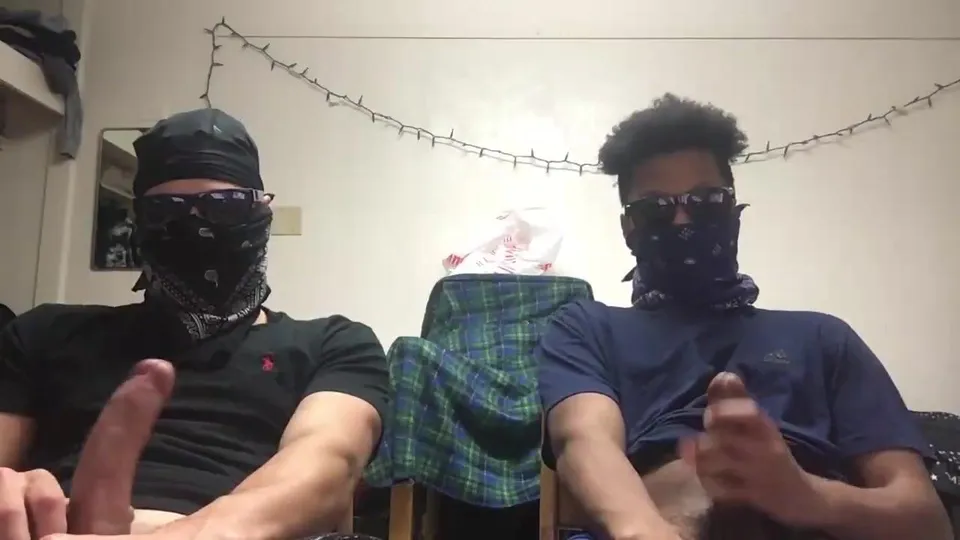 TWO CURIOUS FRIENDS JERK OFF TOGETHER