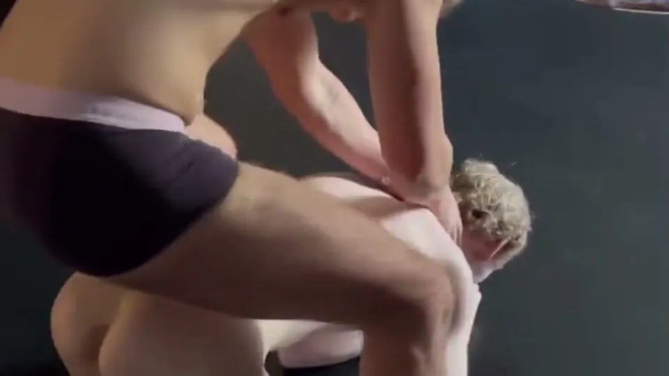 Two Dutch dominant masters - ThisVid.com