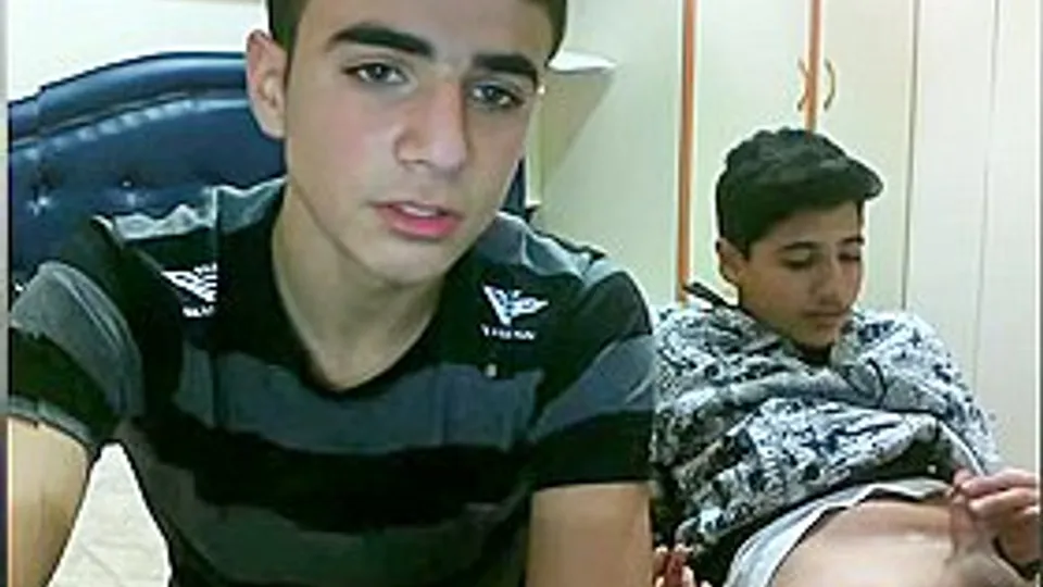 Two Friends Jerk Cam Gay Porn- Free Xxx Videos & Movies - againgay.com