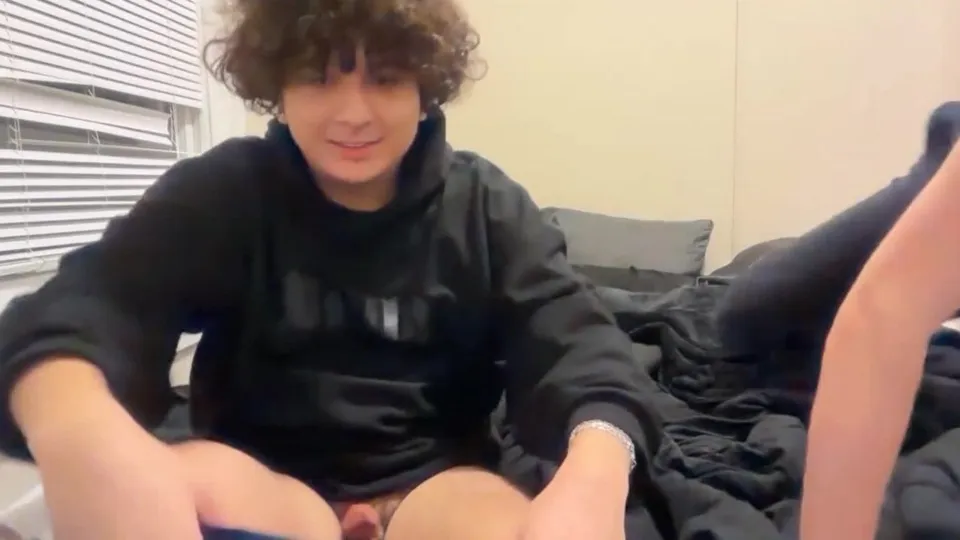 Two gay twink horny on cam 2 - ThisVid.com