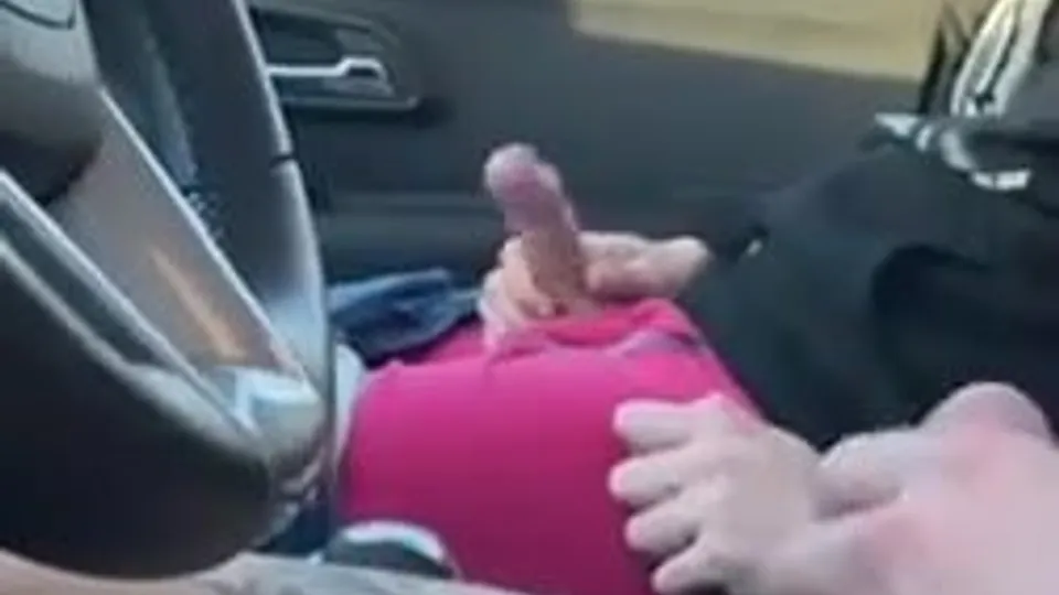 Two guys driving get horny and wank each other - 2 - ThisVid.com