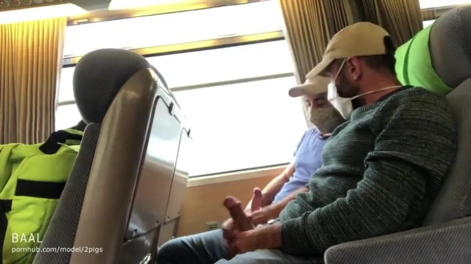 Two guys get horny on a train and wank each other off - ThisVid.com