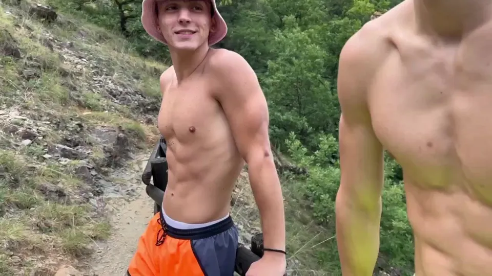 Two horny Italian guys - ThisVid.com