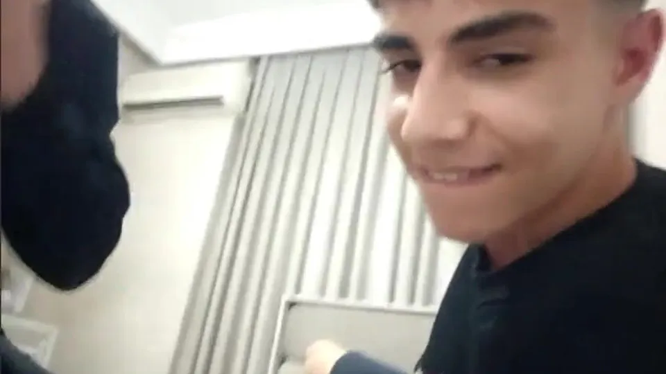 Two hot turks showing off and cumming