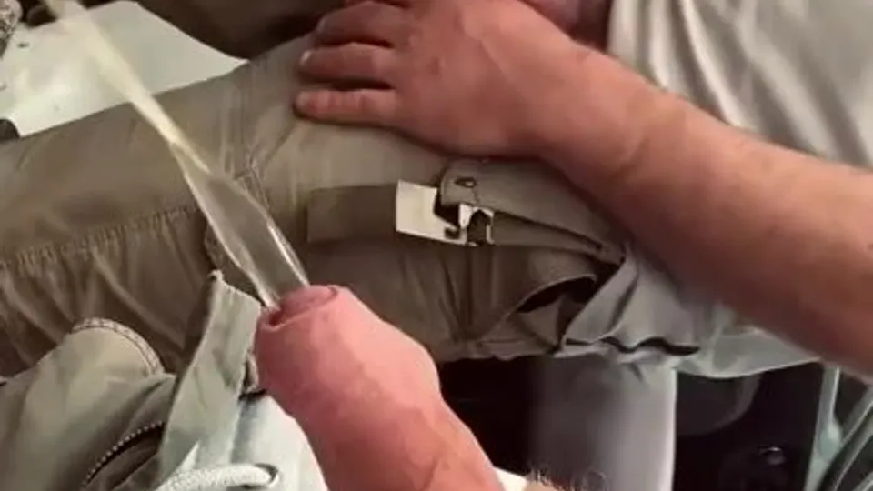Straight Truckers Pissing