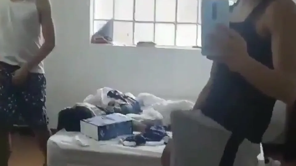 Two19yoStr8FriendsFromCaracasFirstFun. - ThisVid.com