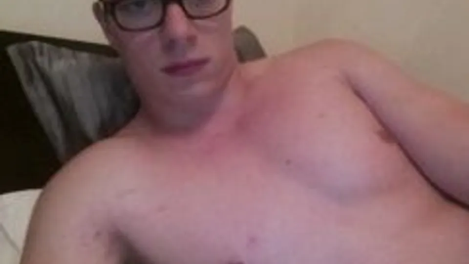 Twunk Flex and Cums Hard