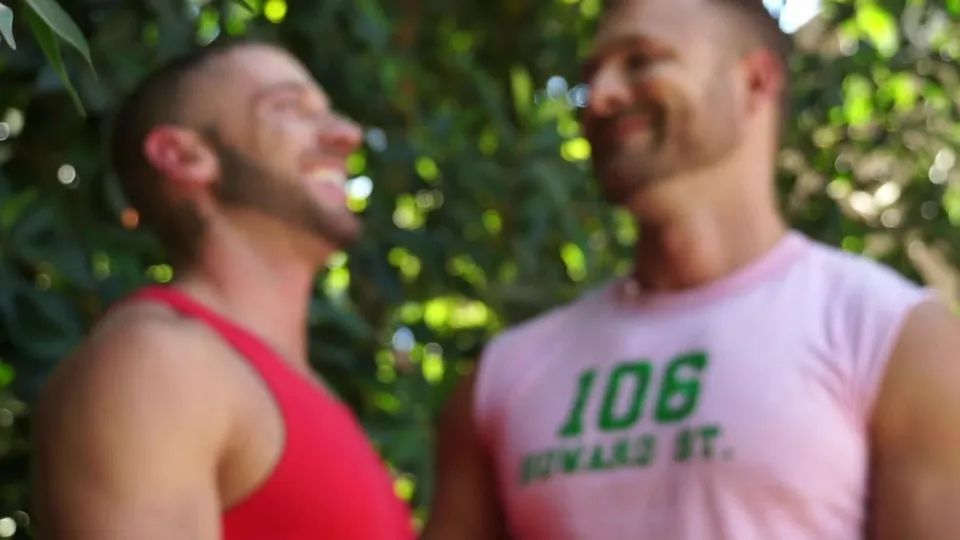 Tyler Wolf cums inside of muscle hunk Austin Wolf
