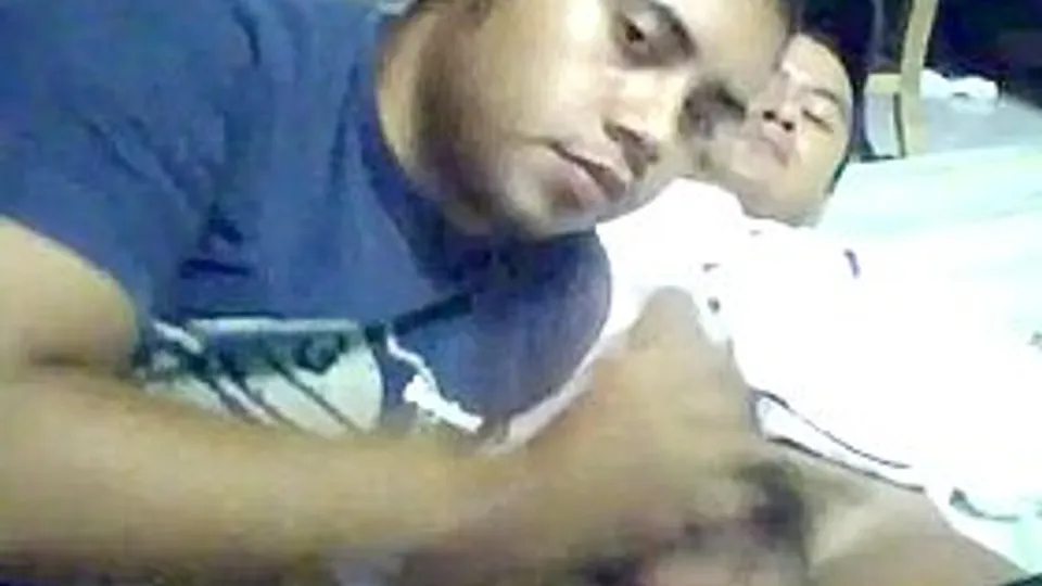 Un chacal mamando verga- Free Xxx Videos & Movies - againgay.com