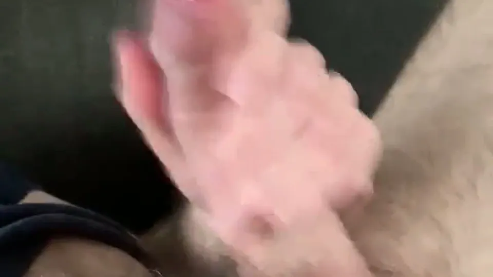 Uncut Foreskins - littledaddybelg-1541102217998073856-20220626_195255.mp4