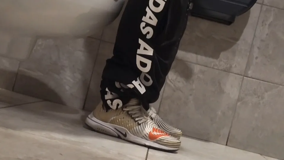 Uncut latino caught jerking off part 2 - ThisVid.com