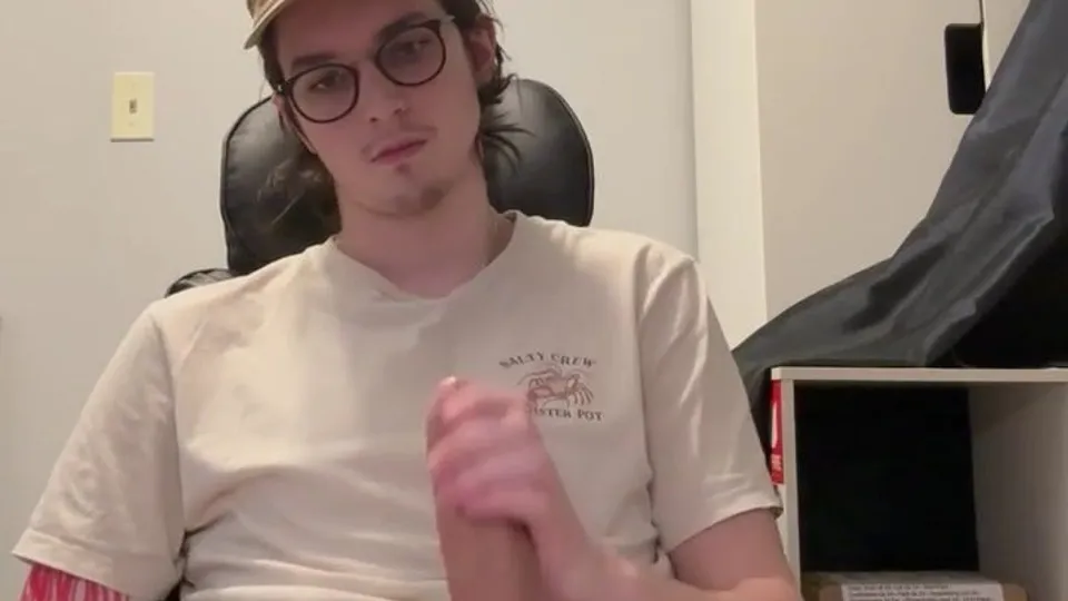 Uncut Twink's Geeky Solo Show