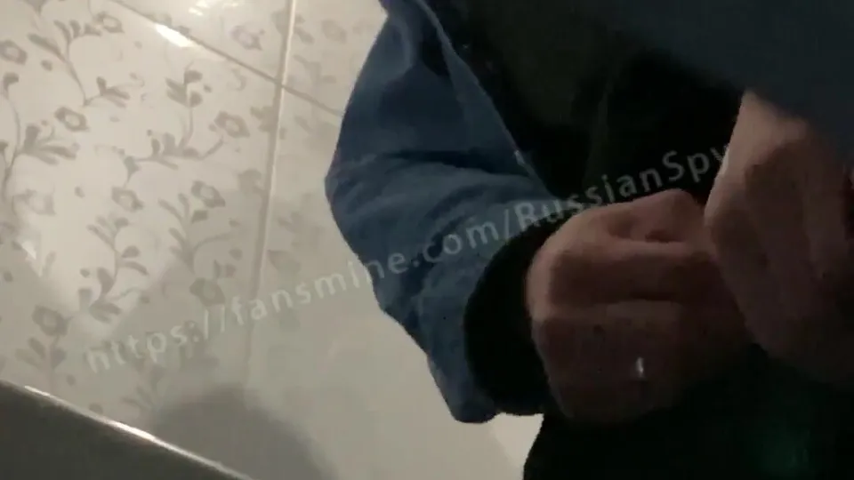 Understall Russian Piss Spy #24 - ThisVid.com