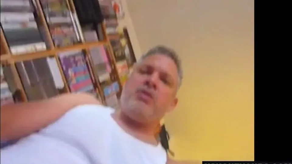 Unshaved Parent trio-some - ?