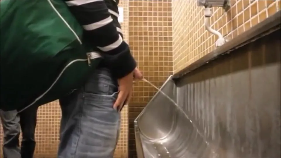 Urinal Heaven - ThisVid.com