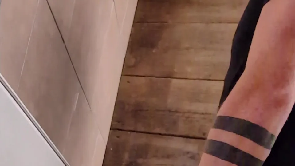 Urinal pisser 9 - video 2 - ThisVid.com