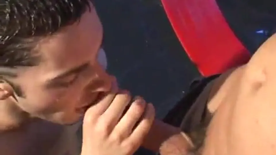 Urinal - video 11 - ThisVid.com