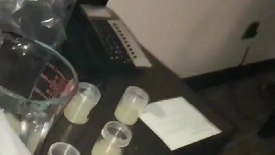 Cum Lube Bareback Threesome