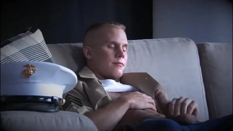 USMC Sergeant Jacks Off On The Couch - ThisVid.com