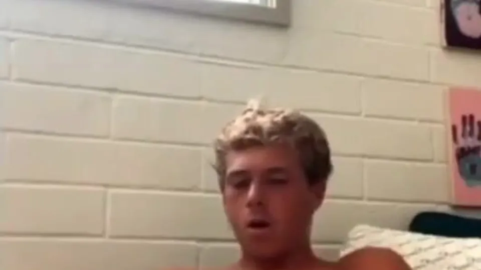 Verbal baited str8 surfer cums twice