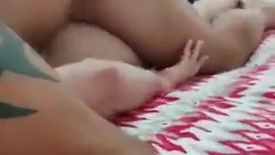 Verbal daddy fucks his pale boy - ThisVid.com